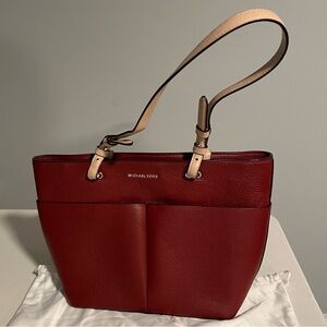 Gorgeous Fall Michael Kors Bedford Medium Pebbled Leather Tote